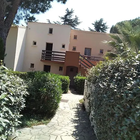 Appartement Avec Jardin, Piscine, Sauna, Proche De La Et Du Village Naturiste Agde