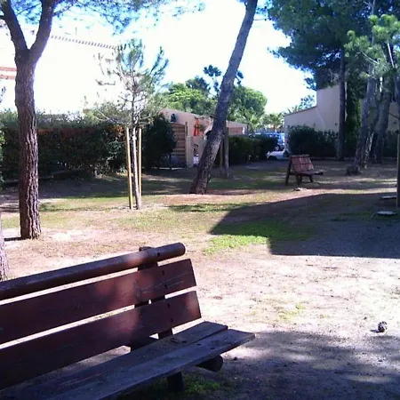 Avec Jardin, Piscine, Sauna, Proche De La Et Du Village Naturiste アグド