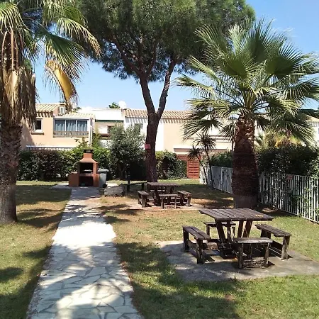 Διαμέρισμα Avec Jardin, Piscine, Sauna, Proche De La Et Du Village Naturiste
