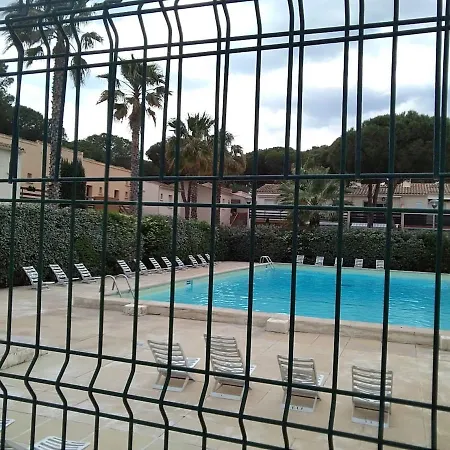 Avec Jardin, Piscine, Sauna, Proche De La Et Du Village Naturiste Διαμέρισμα *