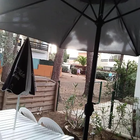 Διαμέρισμα Avec Jardin, Piscine, Sauna, Proche De La Et Du Village Naturiste