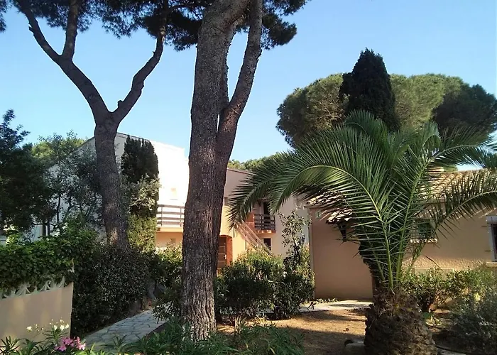 Avec Jardin, Piscine, Sauna, Proche De La Et Du Village Naturiste Agde
