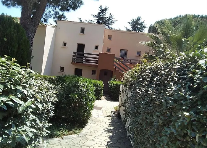 Appartement Avec Jardin, Piscine, Sauna, Proche De La Et Du Village Naturiste Agde