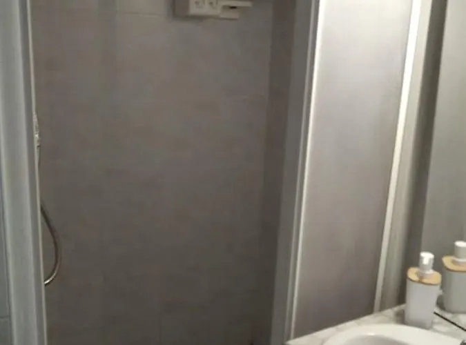 Avec Jardin, Piscine, Sauna, Proche De La Et Du Village Naturiste