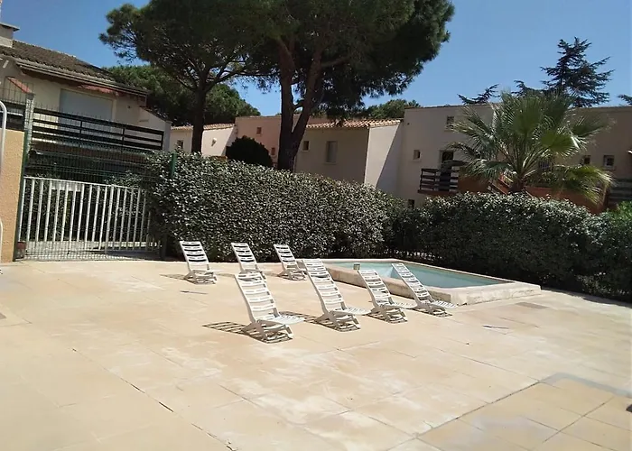 Avec Jardin, Piscine, Sauna, Proche De La Et Du Village Naturiste Appartement Agde