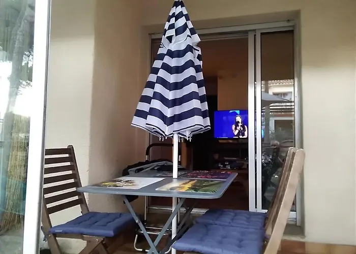 Appartement Avec Jardin, Piscine, Sauna, Proche De La Et Du Village Naturiste Agde