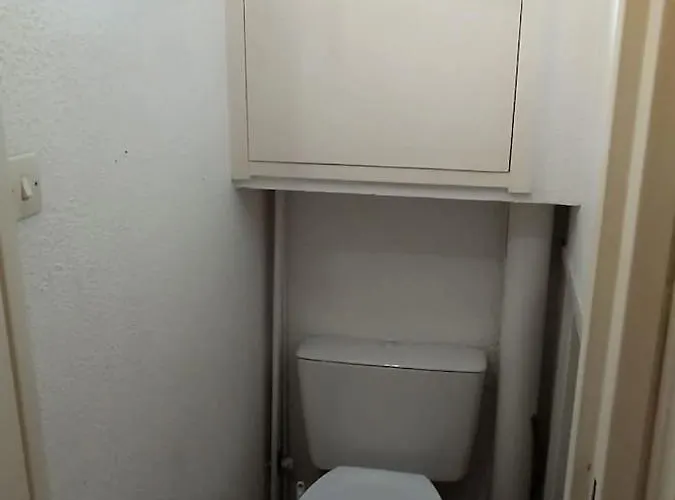 Avec Jardin, Piscine, Sauna, Proche De La Et Du Village Naturiste