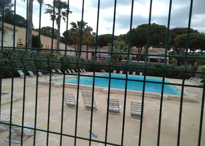 Appartement Avec Jardin, Piscine, Sauna, Proche De La Et Du Village Naturiste