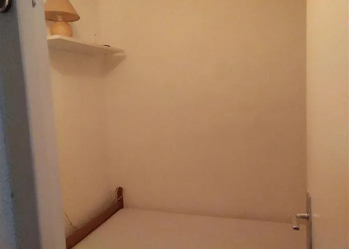 Appartement Avec Jardin, Piscine, Sauna, Proche De La Et Du Village Naturiste *